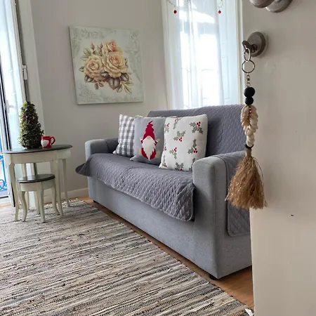 Apartament Tikliving *
